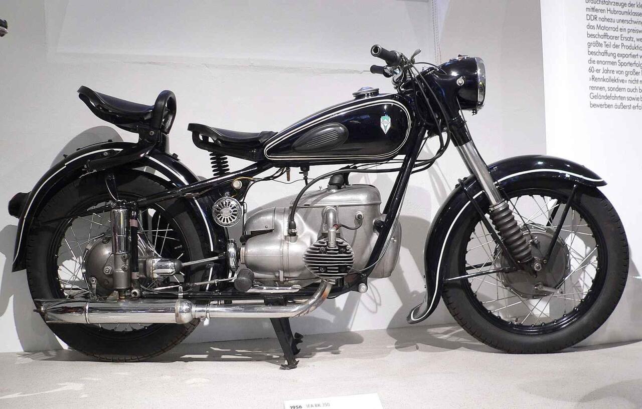 Fotka článku - Příběh BK 350: Východoněmecký sen o velkém motocyklu, konkurentu Jawy