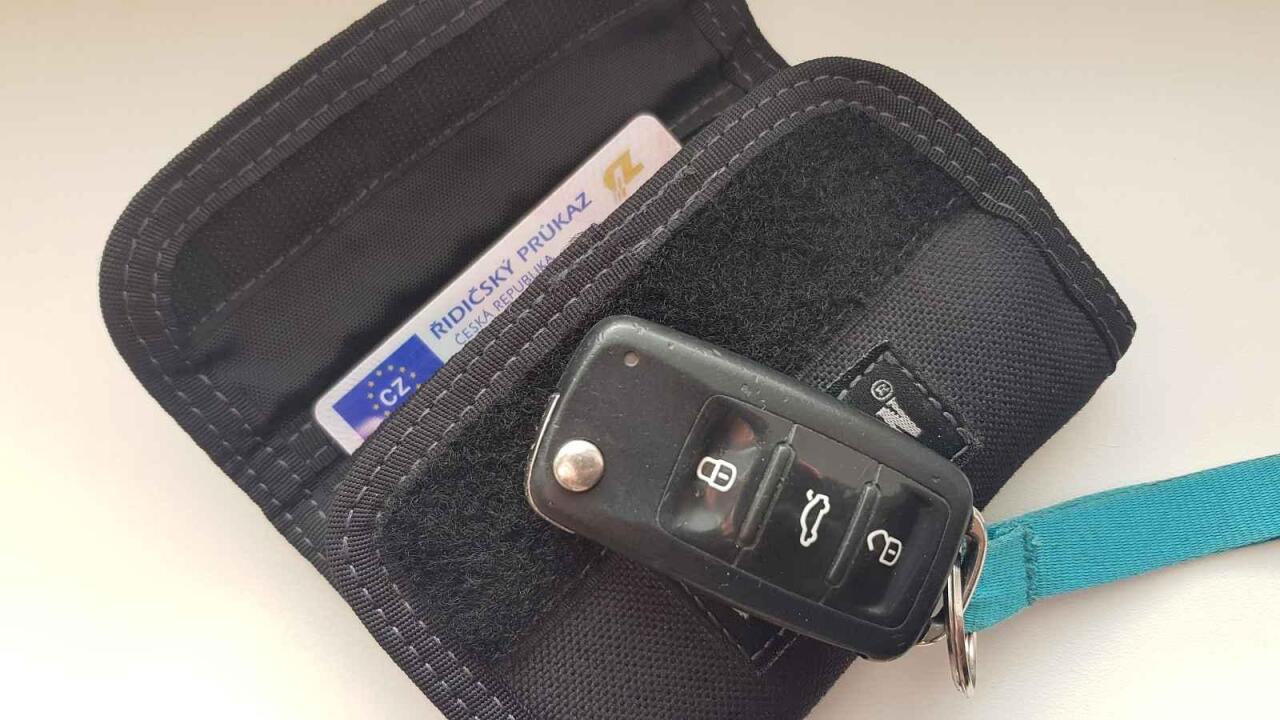 Fotka článku - Výměna řidičských průkazů 2026: letos přestanou platit stovky tisíc řidičáků