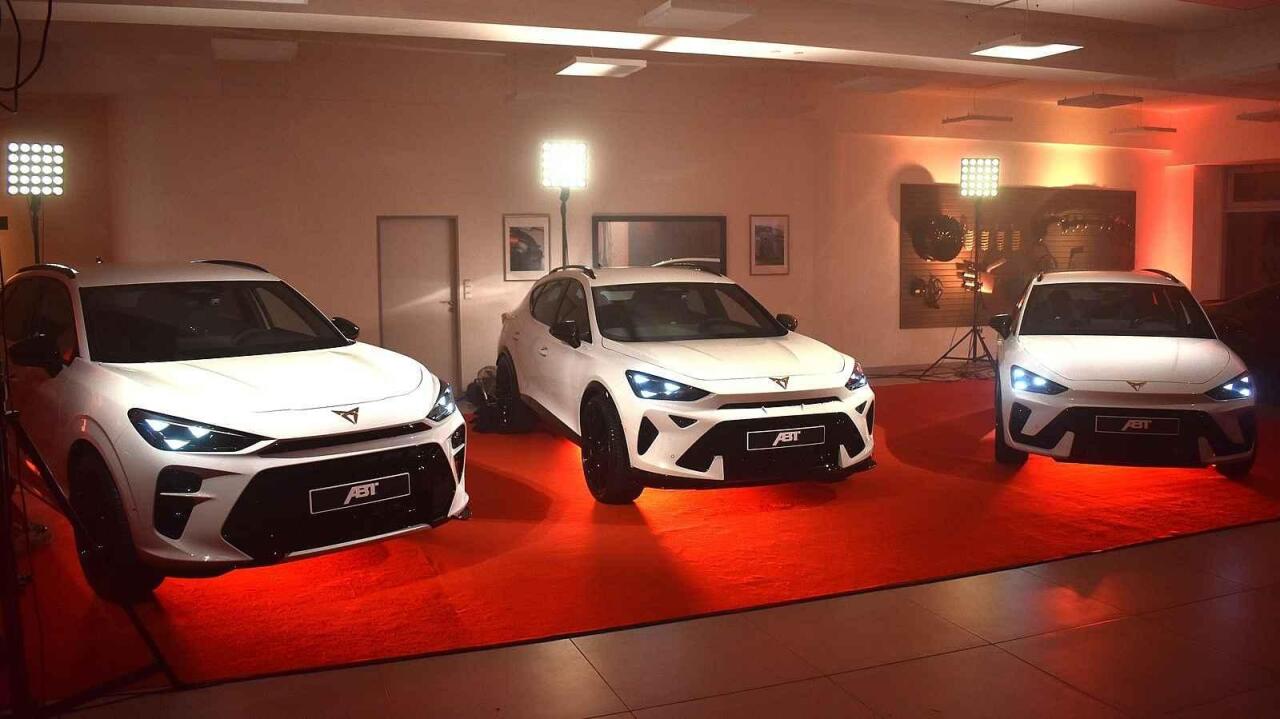 Trojice vozů Cupra, pro které jsou nyní k dispozici kity ABT.