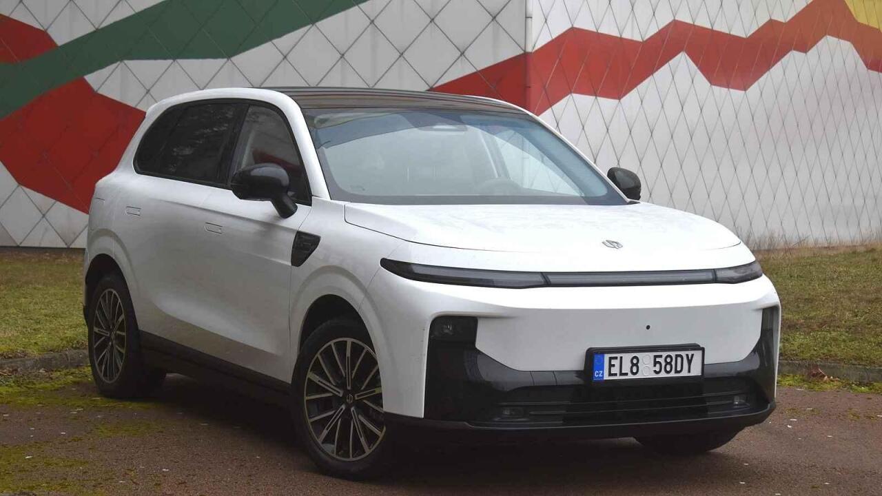 Fotka článku - Test Leapmotor B10: Ovládání není pro každého a dojezd spíše skromný