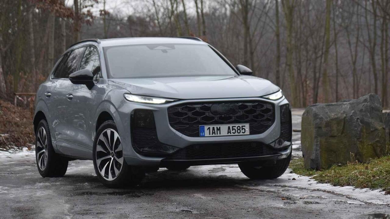 Fotka článku - Test Audi Q3: Klasiku zastupuje TDI, modernu zase speciální páčky