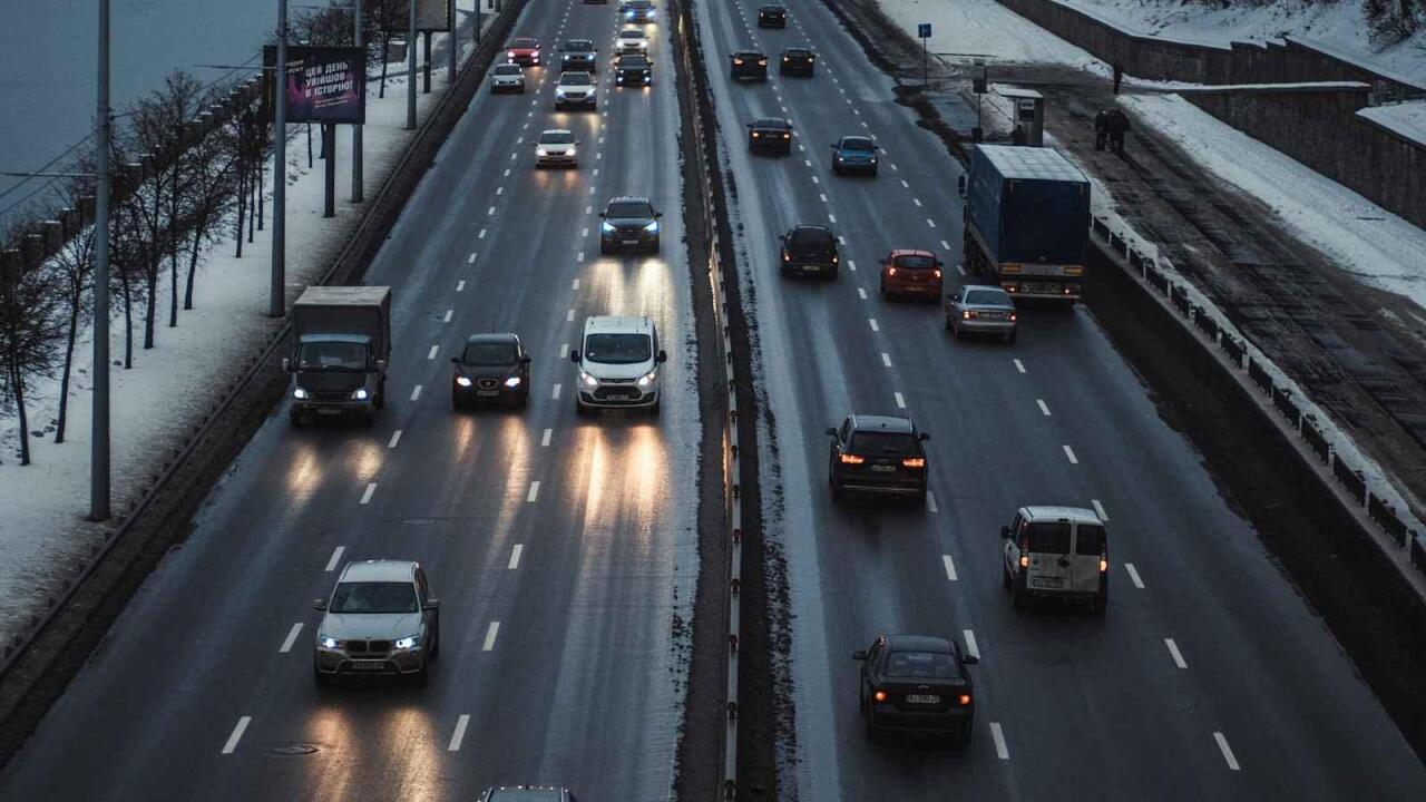 Fotka článku - Jízda v levém pruhu se prodraží. Policie nasazuje do akce tajné dodávky