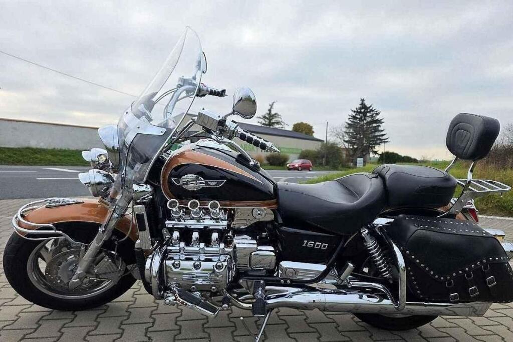 Fotka článku - Hledáte spolehlivou ojetou motorku? Honda má velký výběr, ale pozor na pár věcí