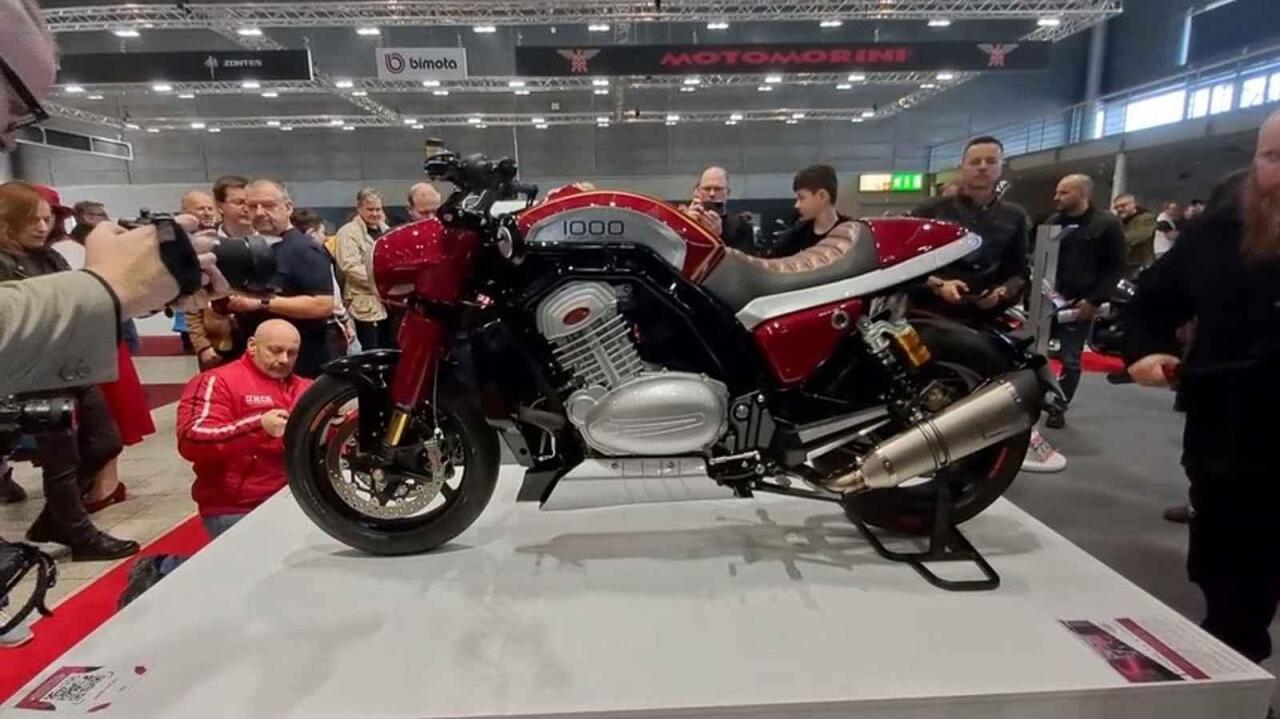 Fotka článku - Exkluzivní Jawa Twin za milion a půl: Sen, který zrál 18 let, míří do výroby