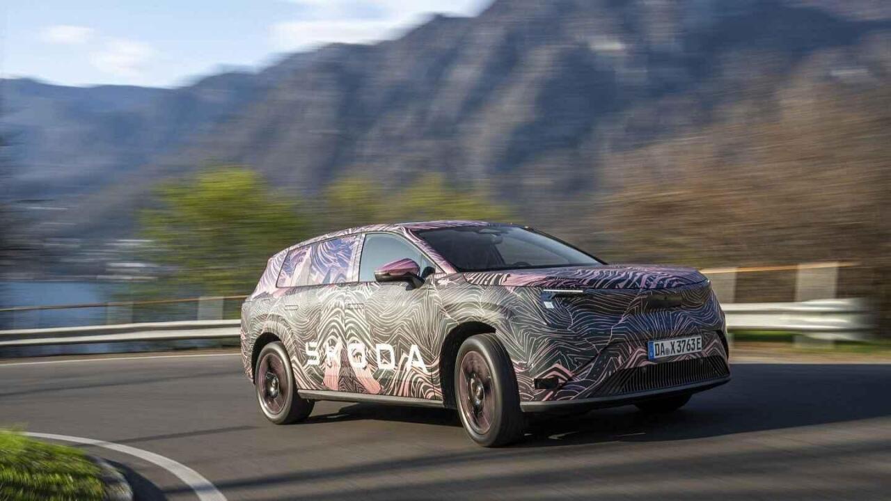 Fotka článku - Jak jezdí největší elektrická Škoda. Peaq je v řadě věcí unikátní