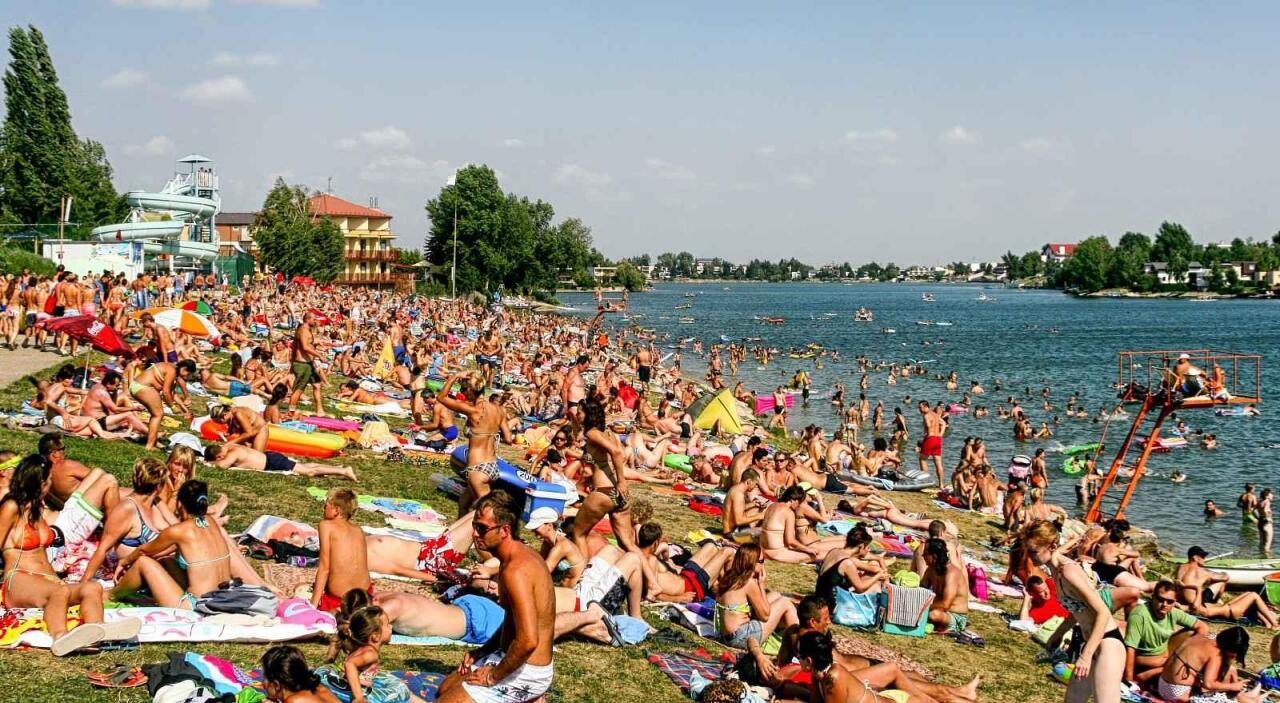Fotka článku - Slovenské Tahiti žijí dál. Legenda z dob socialismu láká na aquapark i wellness