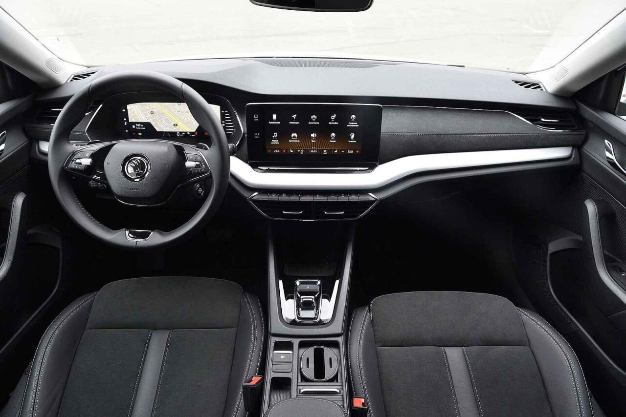 Fotka článku - Vozíte v autě tajný chladicí box? Většina řidičů o skryté ledničce vůbec neví