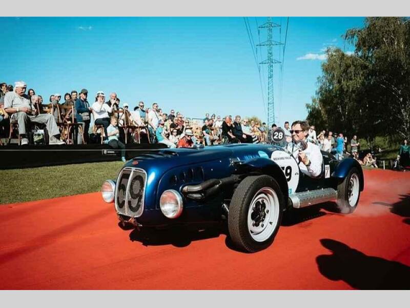 Fotka článku - Automobilové klenoty: Jedinečná přehlídka vzácných automobilů a motocyklů