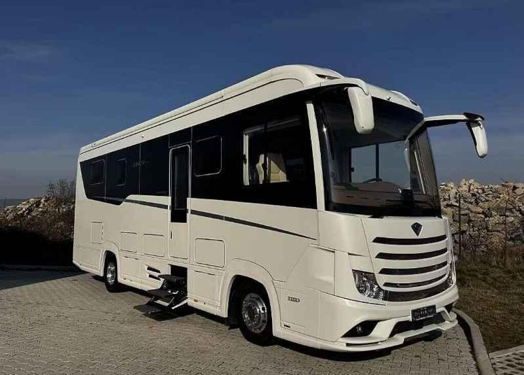 Fotka článku - Concorde Liner není obyčejný obytný vůz. Takhle vypadá luxusní vila na kolech