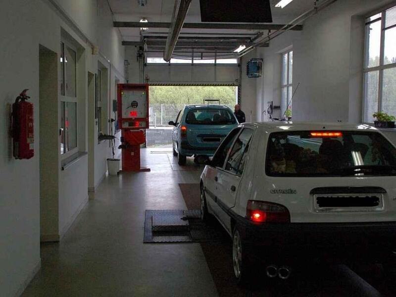 Fotka článku - Na STK musí někteří z nás uhradit státní poplatek. Rozhoduje stáří auta