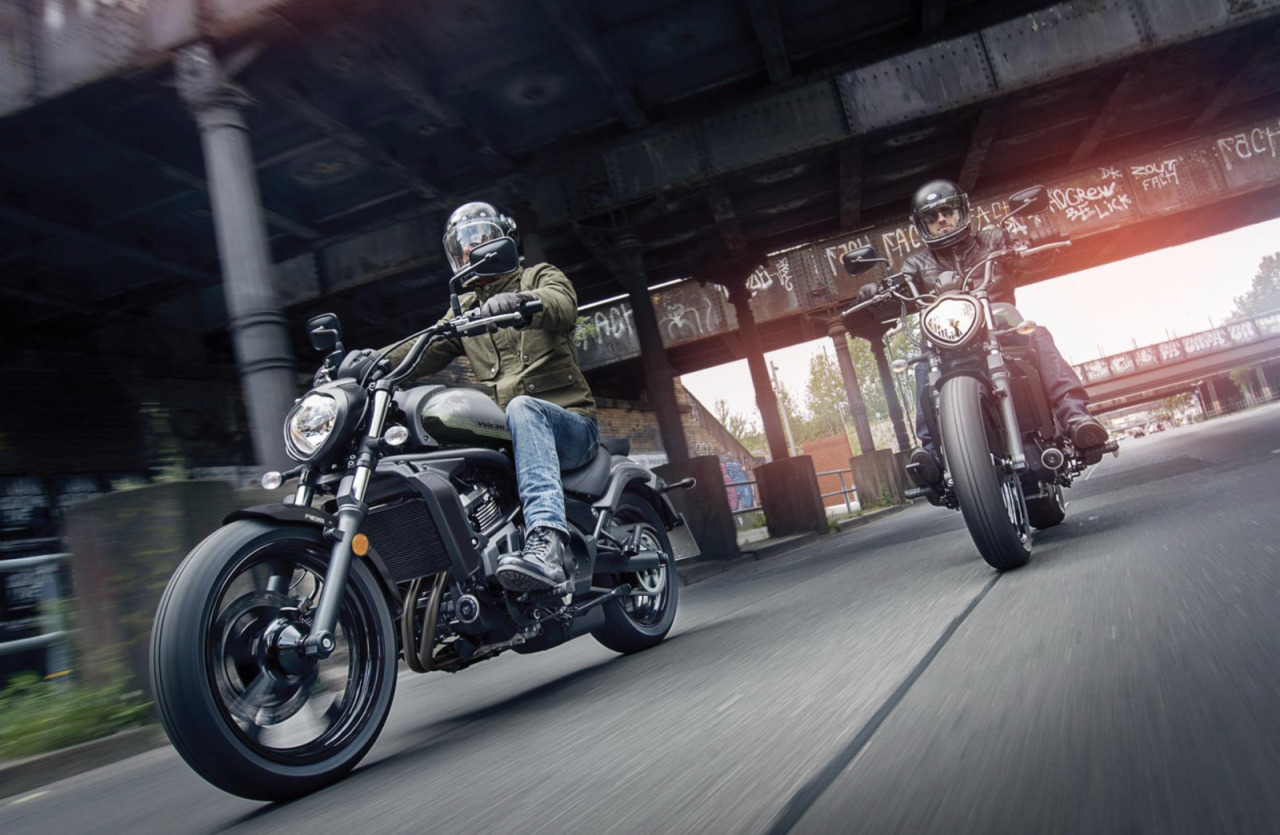 Fotka článku - Tipy na motorky pro seniory: Méně adrenalinu, víc radosti z každého kilometru
