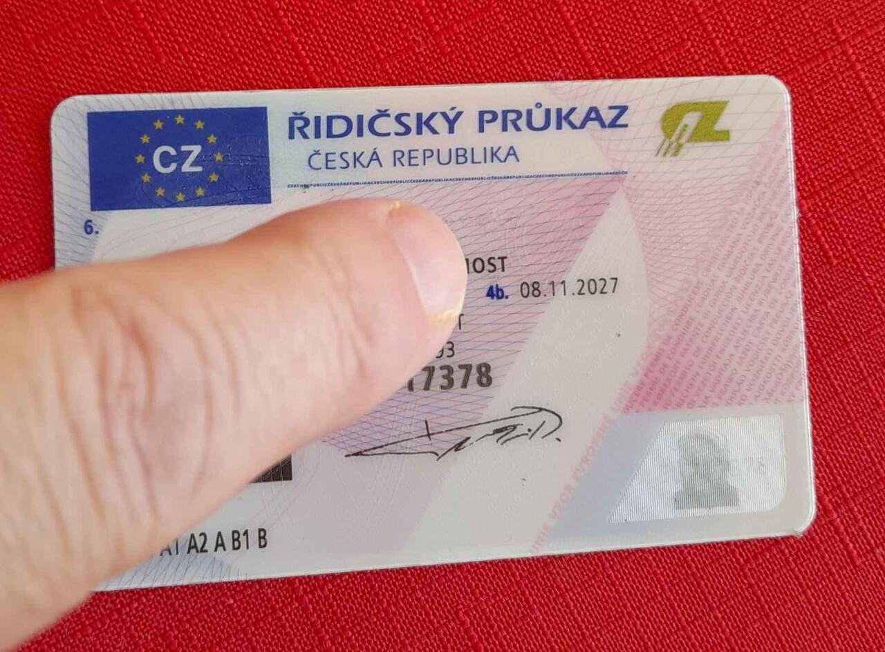 Fotka článku - Přes 450 tisíc řidičů si musí letos vyměnit řidičák. Kdo to neudělá, nesmí na si