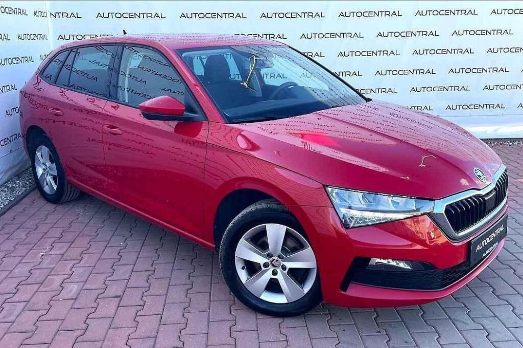 Fotka článku - Ojetá Škoda Scala: Tyto hatchbacky mají velký kufr, úsporné motory i pár rizik