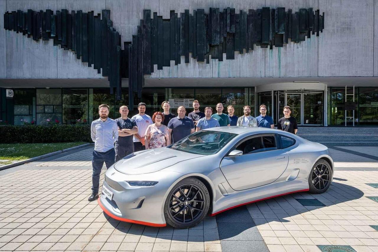 Fotka článku - Titan dobyl Berlín. Češi postavili supersport, který Apple nedokázal dokončit