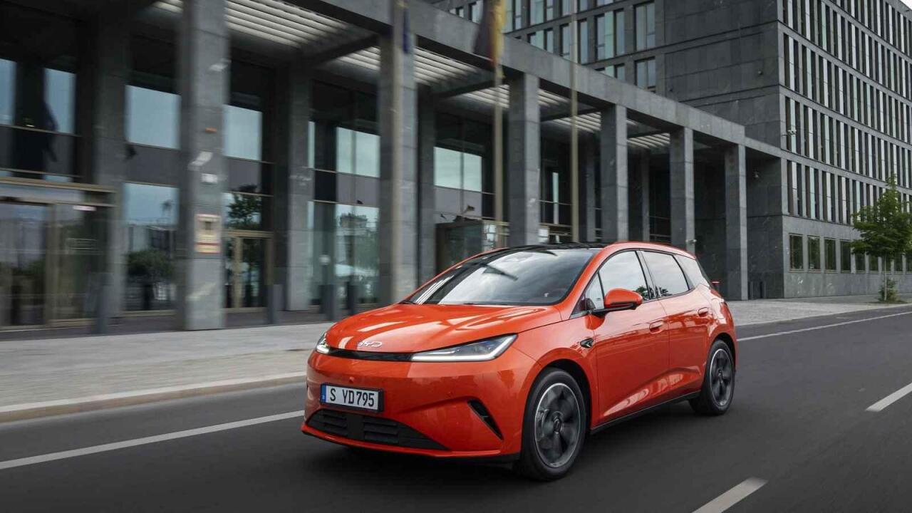 Fotka článku - Jak jezdí první čínské auto vymyšlené pro Evropany? Zkoušeli jsme BYD Dolphin G
