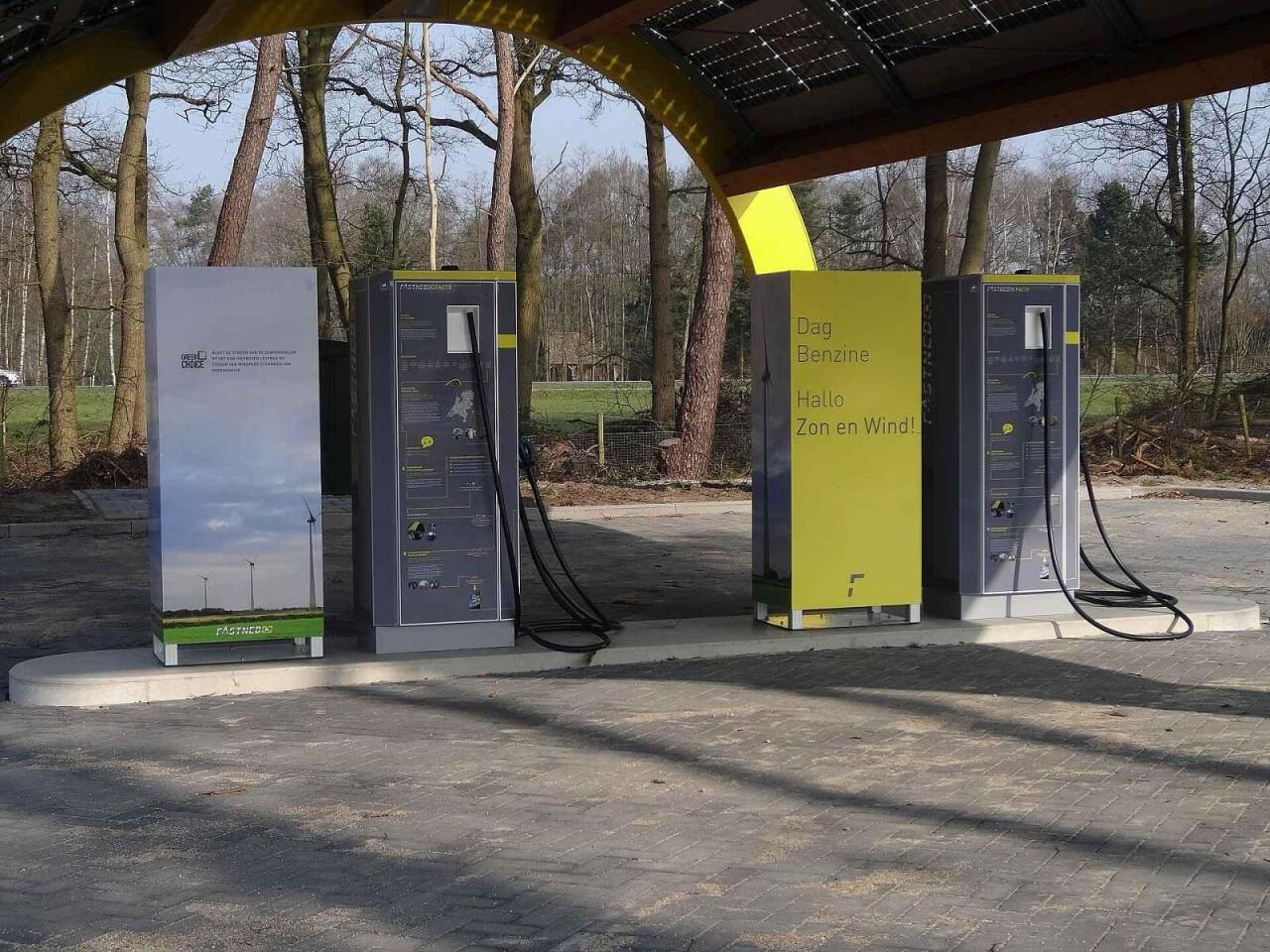 Fotka článku - Měsíční poplatek za používání spalovacího motoru bude nutné platit od 1.1.2027