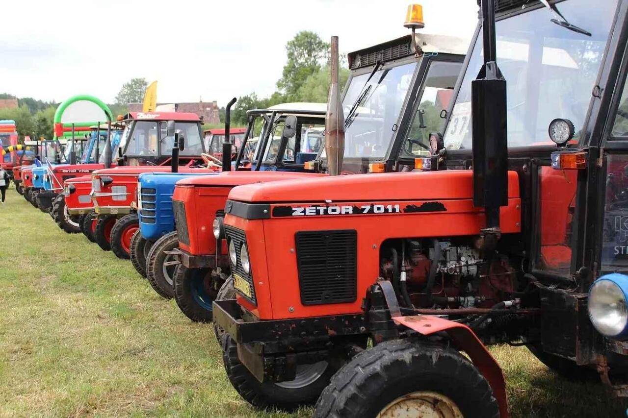 Fotka článku - Auto-moto akce všude, kam se podíváte: o prázdninách je z čeho vybírat