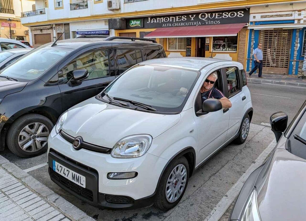 Fotka článku - Chystáte se půjčit si auto v zahraničí? Sedm rad, které vám zachrání dovolenou