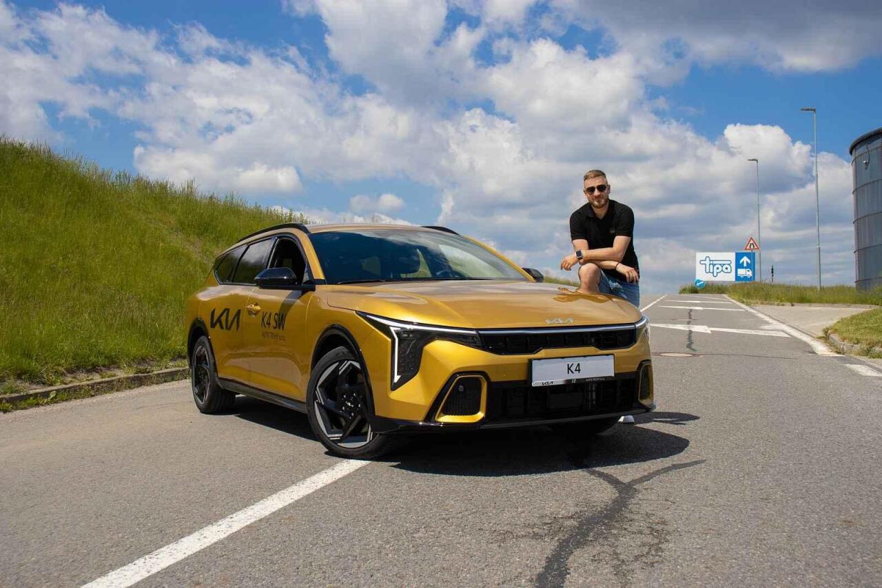 Fotka článku - Nová Kia K4 Sportswagon útočí na Octavii kombi. Po testu víme, v čem má navrch
