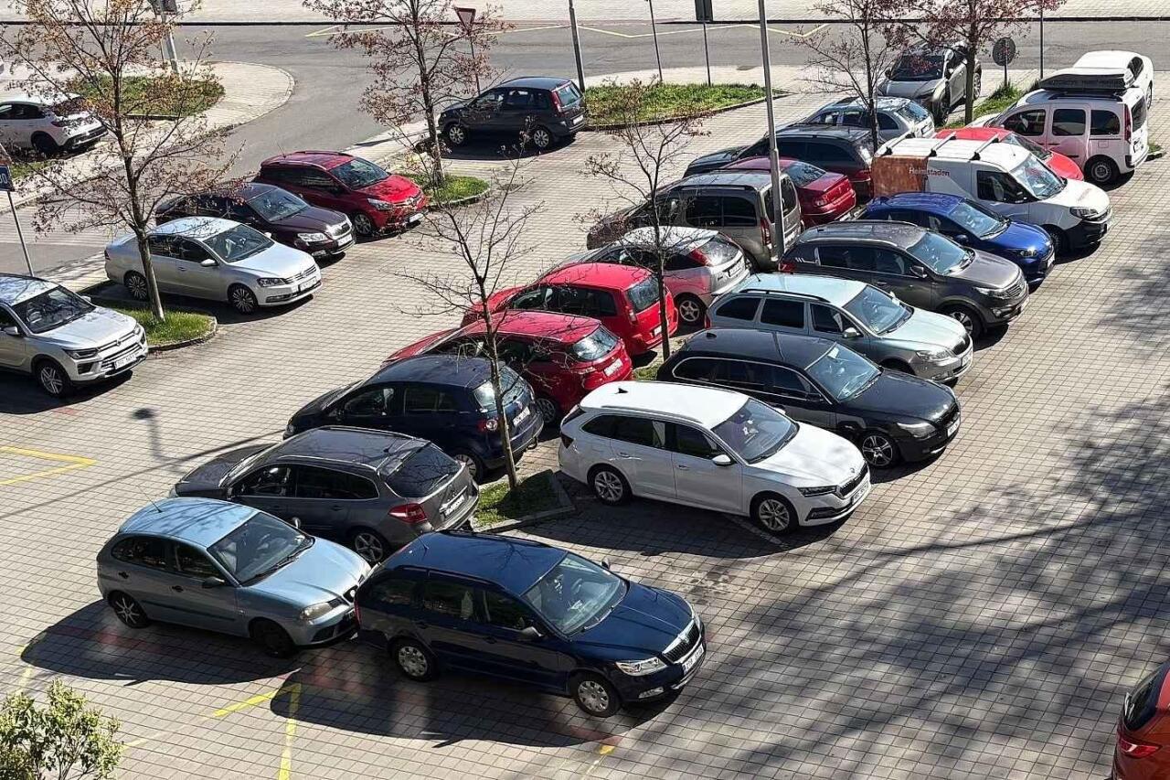 Fotka článku - Máte škodu na autě z hlídaného parkoviště? Škodu musí zaplatit jeho provozovatel