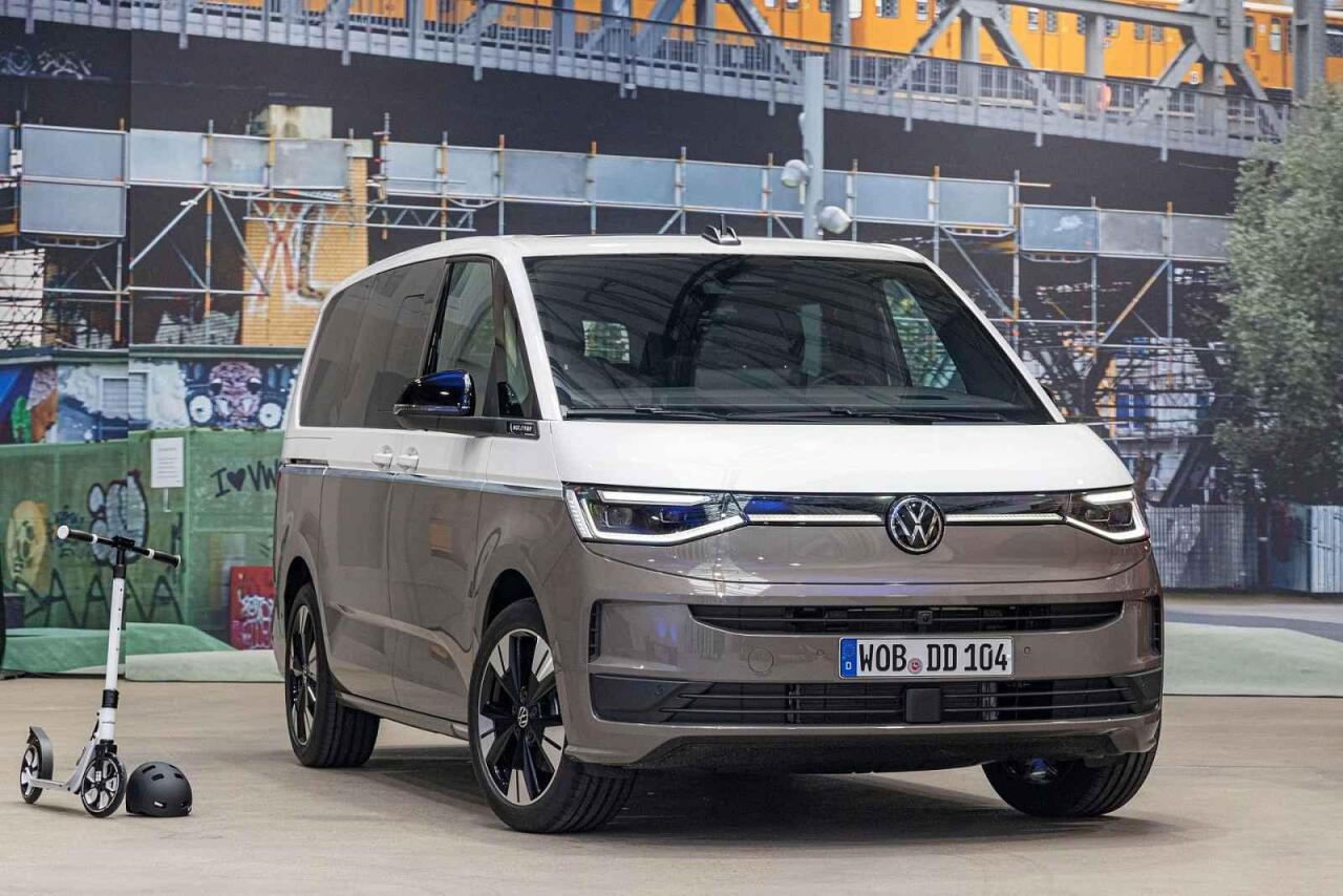 Fotka článku - Volkswagen představil inovovaný Multivan. Změny jsou hlavně v ovládání