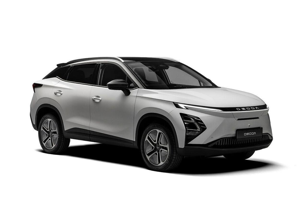 Fotka článku - Tesla má na TipCars šestkrát více ojetin než před dvěma lety. Posilují i čínské značky