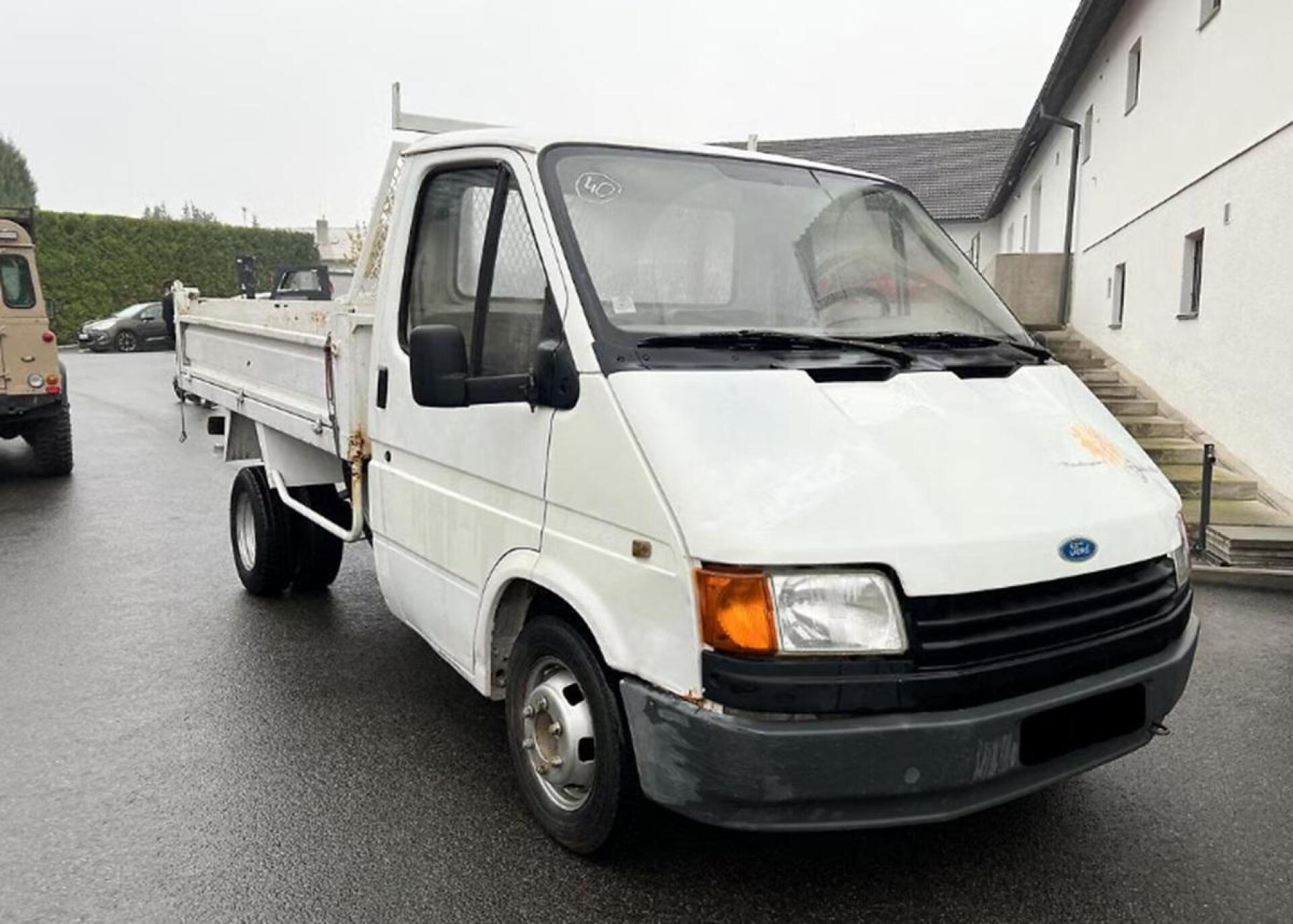 Fotka článku - Ford Transit – poctivý pracant ze staré školy