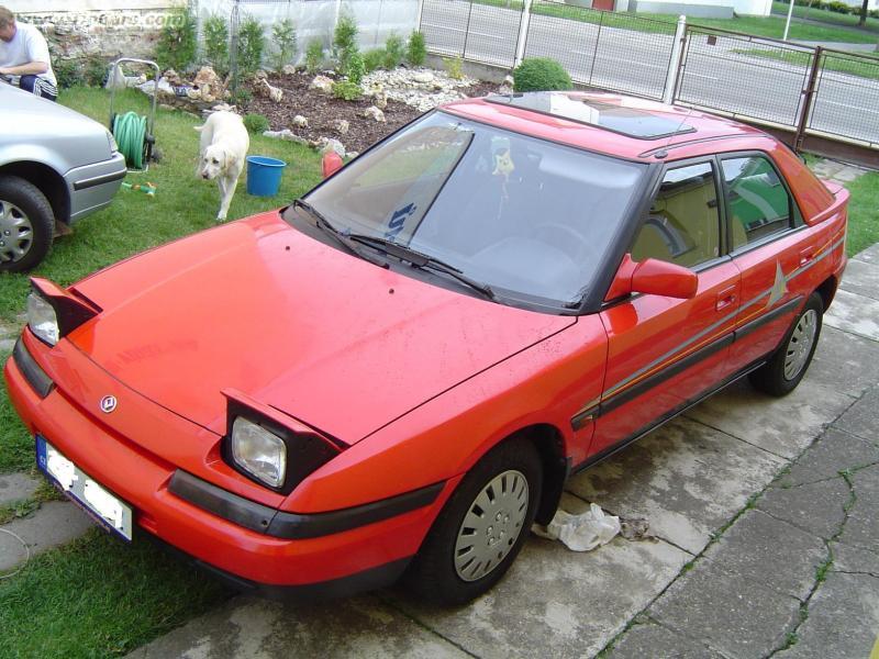 ZKUŠENOSTI UŽIVATELE: Mazda 323 F 