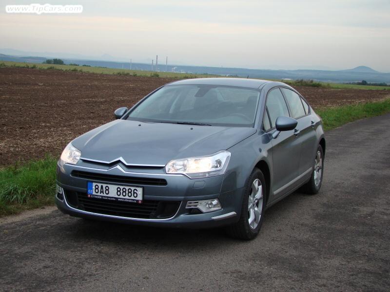 Fotka článku - Citroën C5 II: koupit s benzínovým šetiválcem?