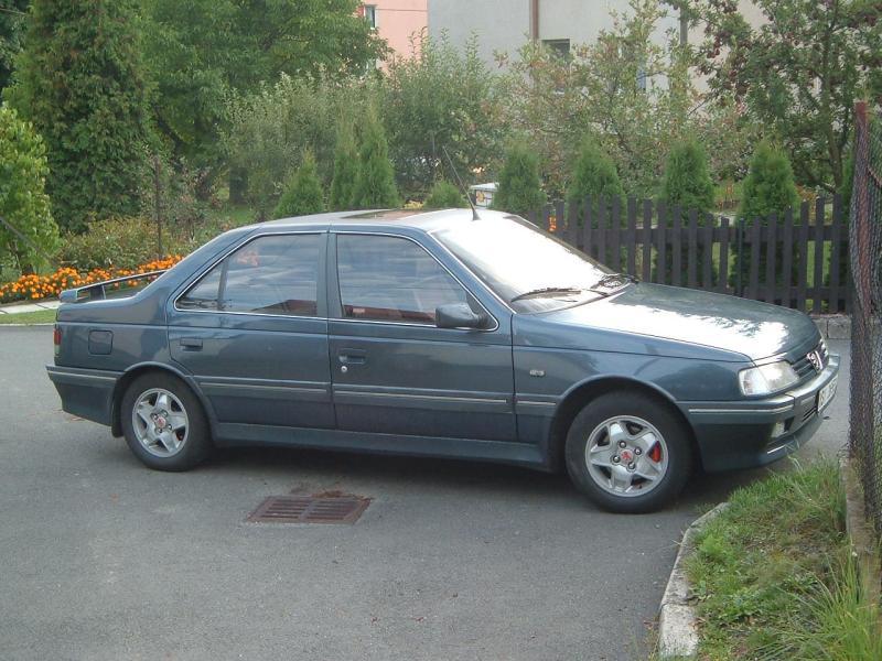 ZKUŠENOSTI UŽIVATELE: Peugeot 405 Mi16