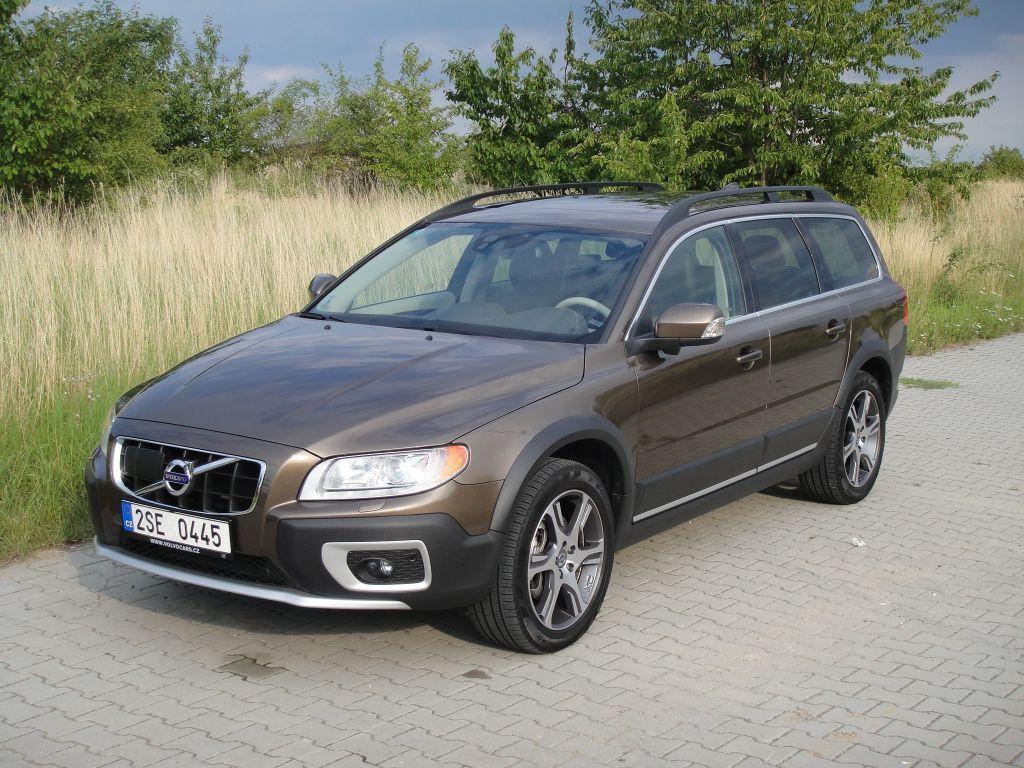 Fotka článku - Volvo XC70 2.0 T5: koupit poslední ročník s vyšším nájezdem?