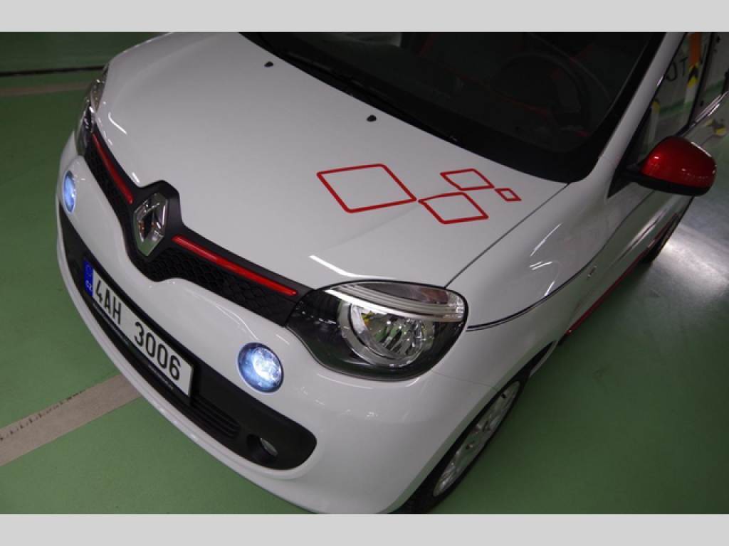 Fotka článku - Renault Twingo III: koupit se základním oturbeným benzínem?