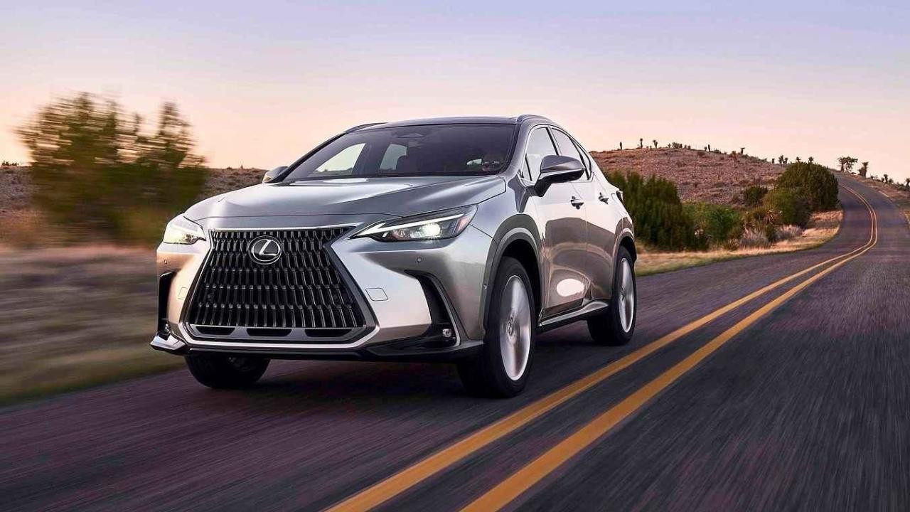 Lexus NX 2021