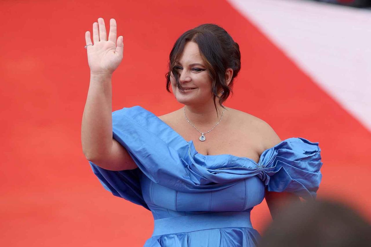 Fotka článku - Čím jezdí Jitka Čvančarová? V garáži jí parkuje luxusní „tank“ za miliony