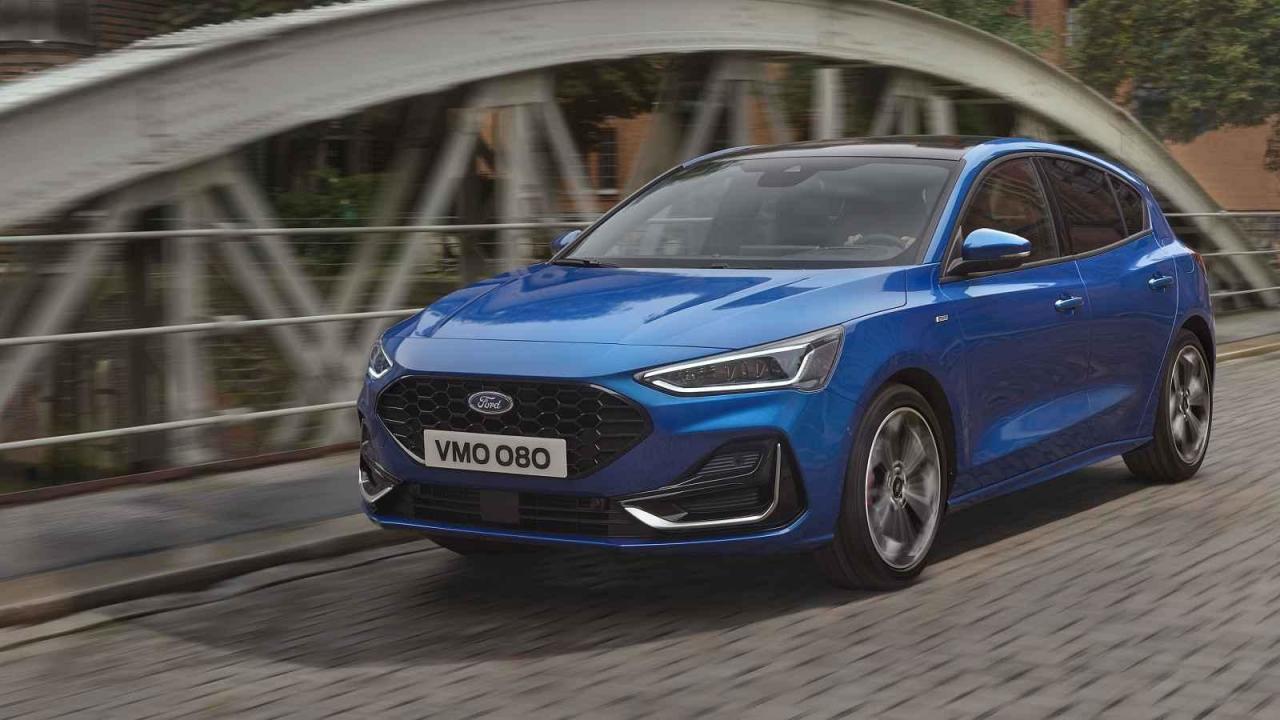 Ford Focus ve verzích ST-Line, Active a ST po faceliftu v roce 2021