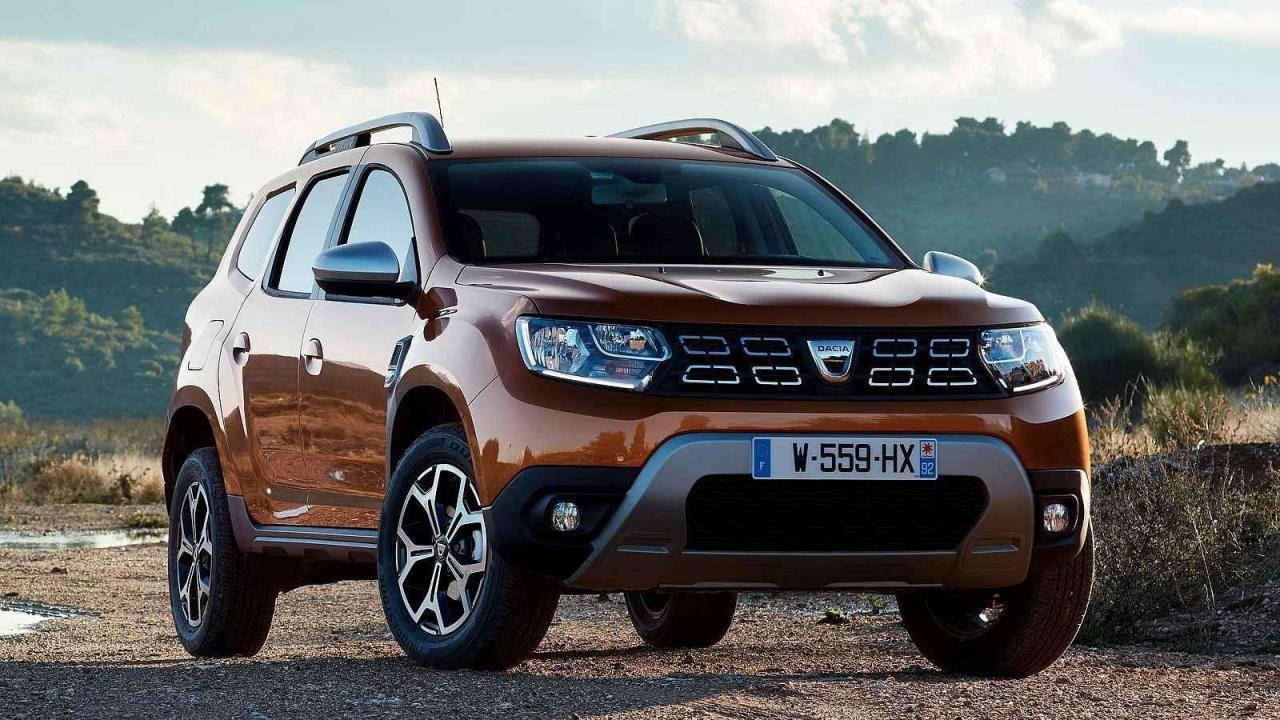 Výhodně koupíte třeba Dacii Duster, která na podzim plošně zlevnila o 15 tisíc korun.