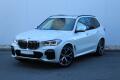 BMW X5 xDrive40i | �R |