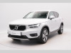 Volvo XC40 T4 AWD MOMENTUM PRO REZERVACE