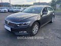 Volkswagen Passat 1.6Tdi, AT