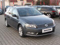 Volkswagen Passat 1.6 TDi, Navi, xenon