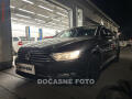 Volkswagen Passat 2.0TDi, AT, navi, mas�