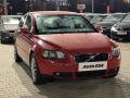 Volvo S40 2.0 D, AC, v�h�ev sed