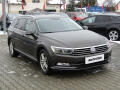 Volkswagen Passat 2.0 TDi, servis.kniha, AT