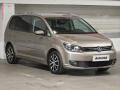 Volkswagen Touran 1.6 TDi, Navi, AC, park.�idla