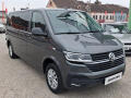 Volkswagen Transporter 2.0TDi L2 9m�st, �R, LED, AC