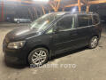 Volkswagen Touran 1.6TDi, AAC, TZ