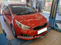 Kia Ceed 1.6i, �R, servis.kniha
