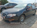 Volkswagen Passat 1.6 FSi
