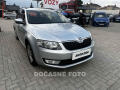 �koda Octavia 1.6 TDI, �R, v�h�ev sed, temp