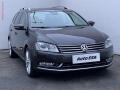 Volkswagen Passat 2.0 TSi, Highline, navi, k��e